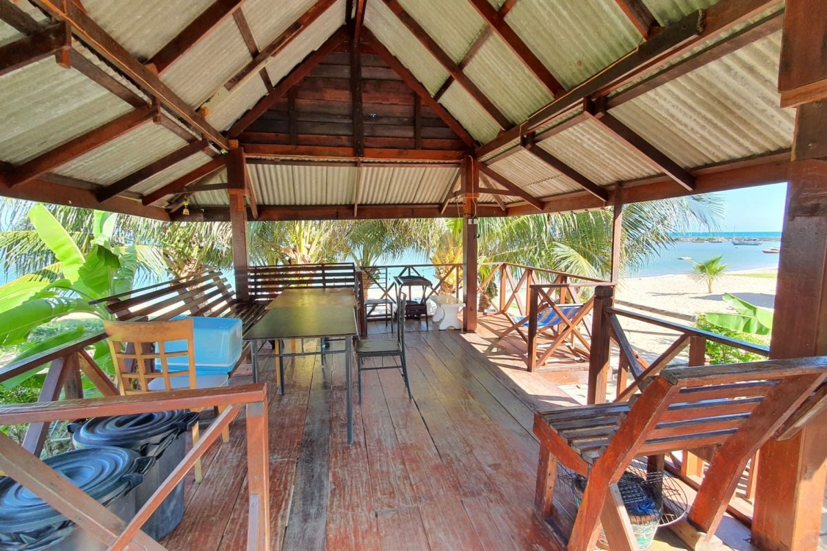 บ้านพักพูลวิลล่าไทยแลนด์ - บ้านพักติดทะเลระยอง G- Coconut Beachfront ระยอง  หาดพลา ⚓️ 4ห้องนอน บ้านพักติดทะเลระยอง