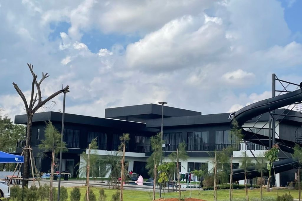 LINE ALBUM รูปเฟส3 220322 10