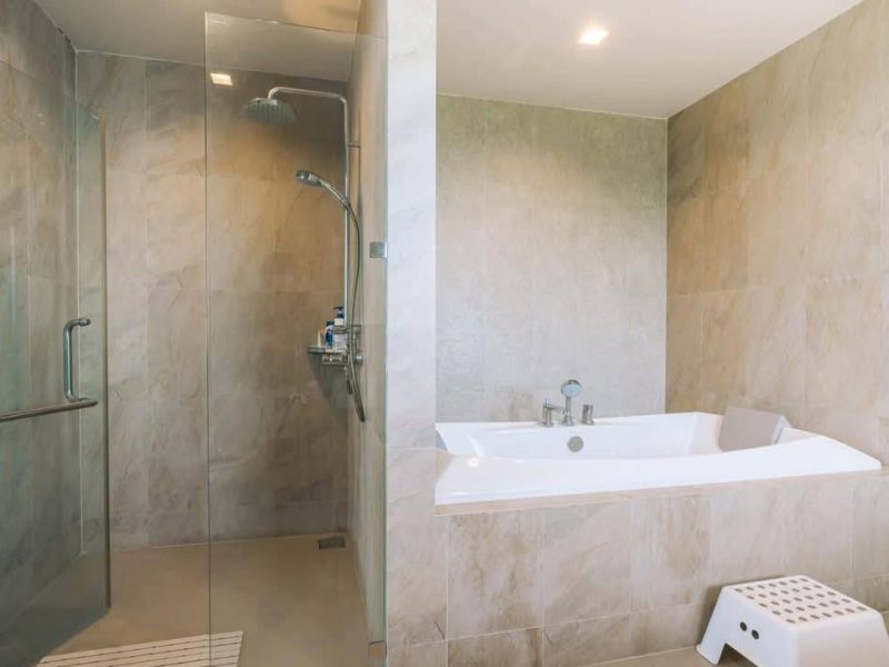 BATHTUB 1
