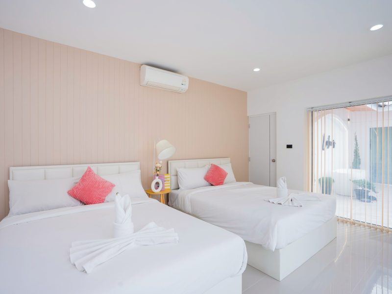 LINE ALBUM Labaris poolvilla 250722 10