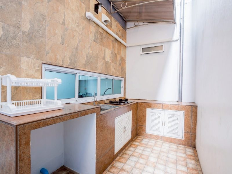 LINE ALBUM Hampton Place 251021 12