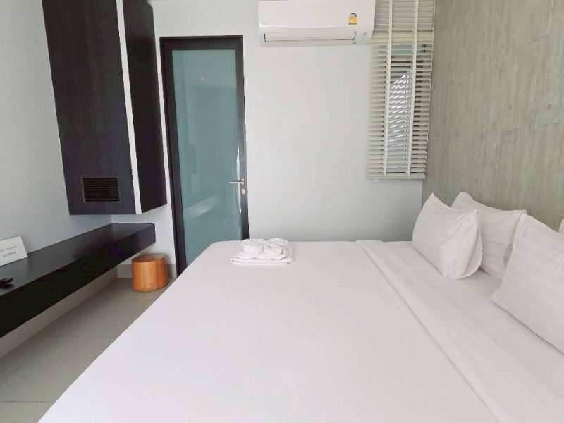 LINE_ALBUM_Amorrest(รูปตัวอย่างชั่วคราว)_251224_30 LINE ALBUM Amorrestรูปตัวอย่างชั่วคราว 251224 30