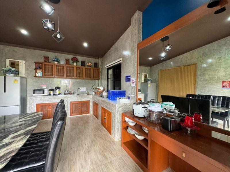 S__25665852_0 S 25665852 0